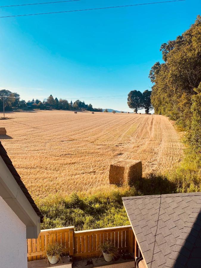 'Wardlaw View' Luxury Studio Apartment With Stunning View Kirkhill Exterior foto